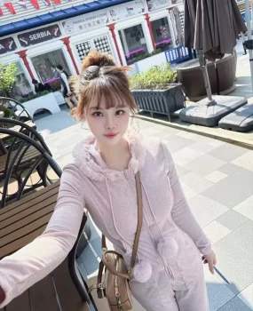 气质新人妹子媚娘