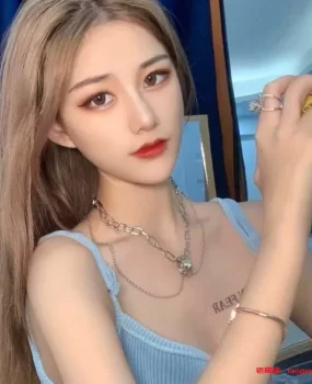 丝袜控，我将用全身的精神服务