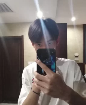 185新人，很温柔，舔的很到位，大尺寸